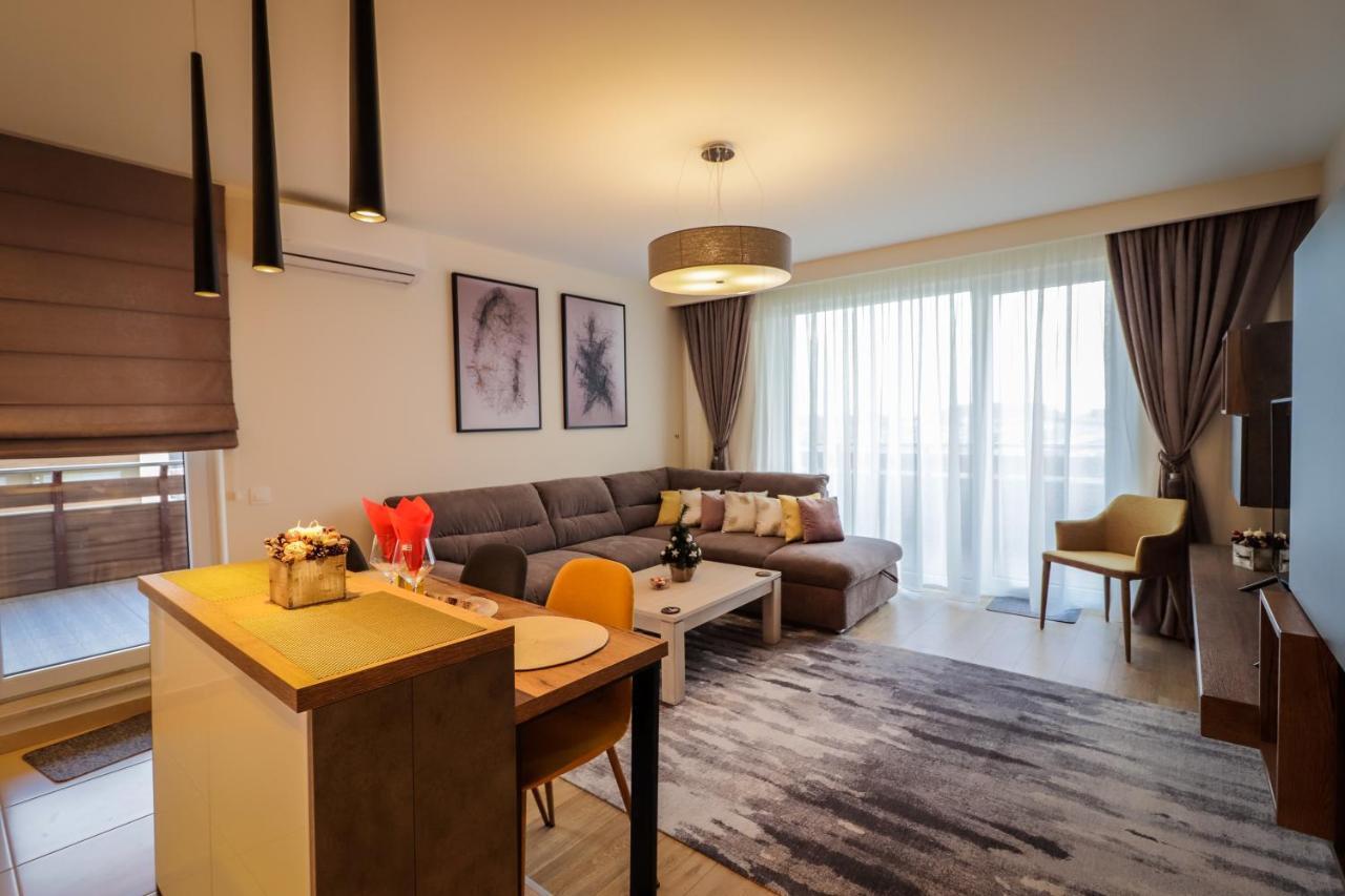 Апартаменты Lux Green Apartament 2 Брашов Экстерьер фото
