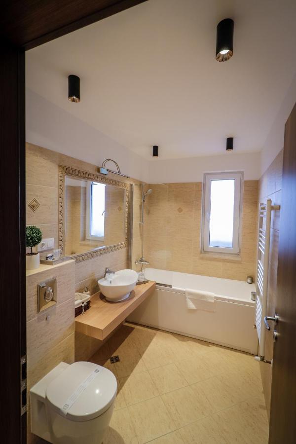Апартаменты Lux Green Apartament 2 Брашов Экстерьер фото