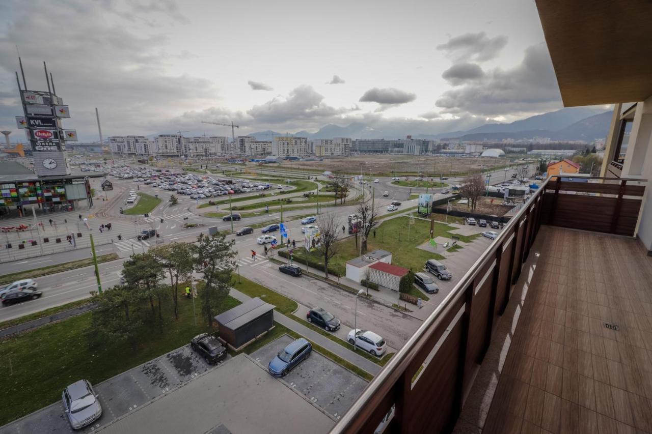 Апартаменты Lux Green Apartament 2 Брашов Экстерьер фото